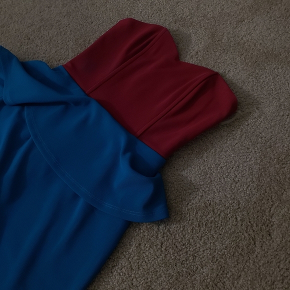 Strapless Peplum dress - Picture 2 of 6